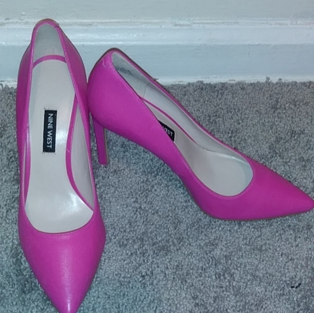 Nine West Tatiana Barbie Pink Pumps Sz 8